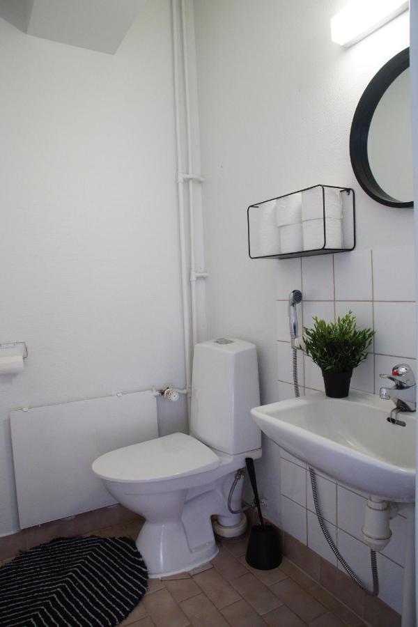 Spacious 4-Room Apartment In City Center Оулу Экстерьер фото